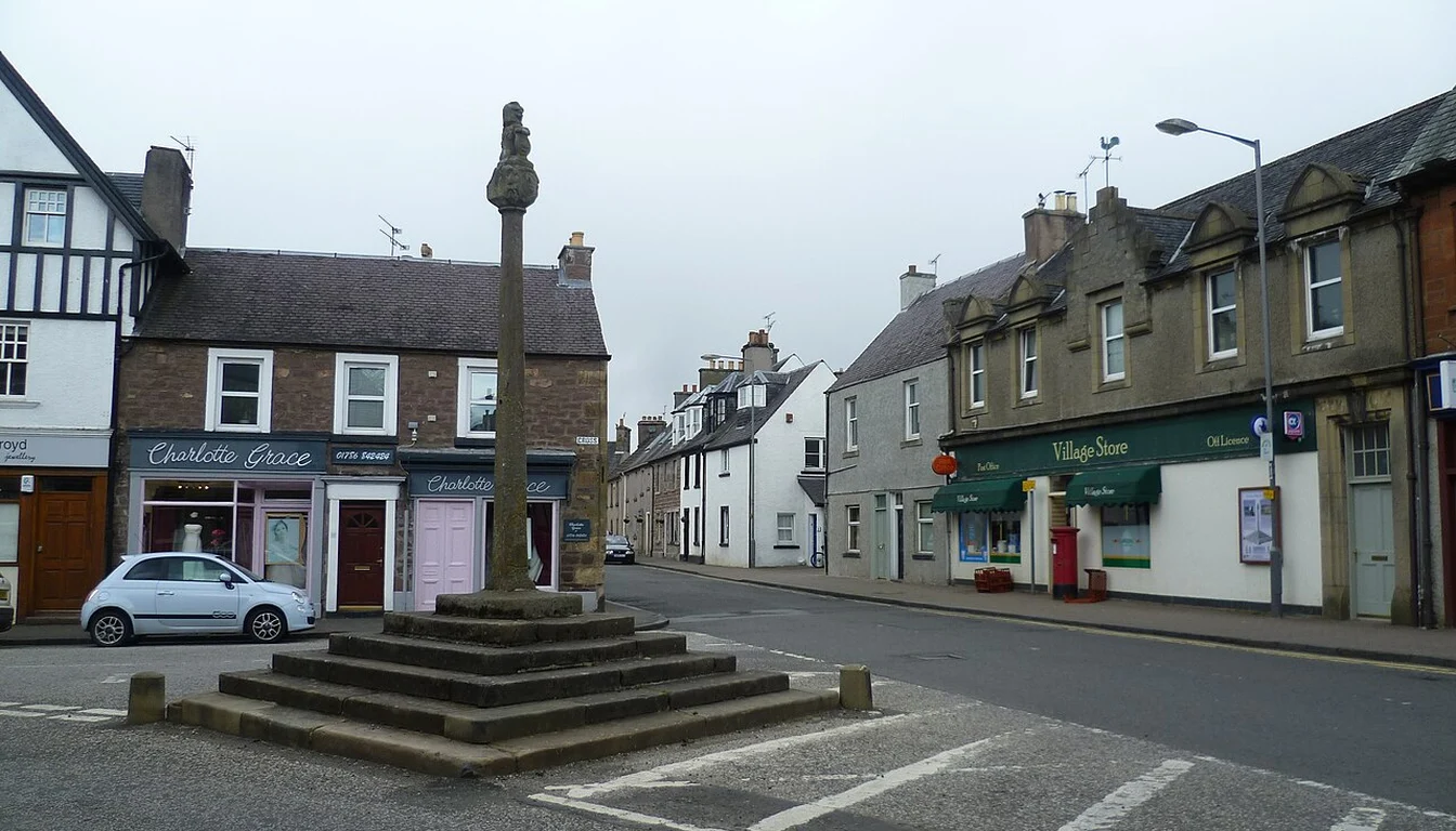 Doune village centre around the mercat cross